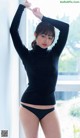 Moe Nishiwaki 西脇萌, FRIDAY 2020.11.20 (フライデー 2020年11月20日号) P10 No.61c689 Image No. 1